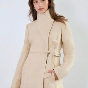 SOLD Aritzia the Connor coat wool cashmere